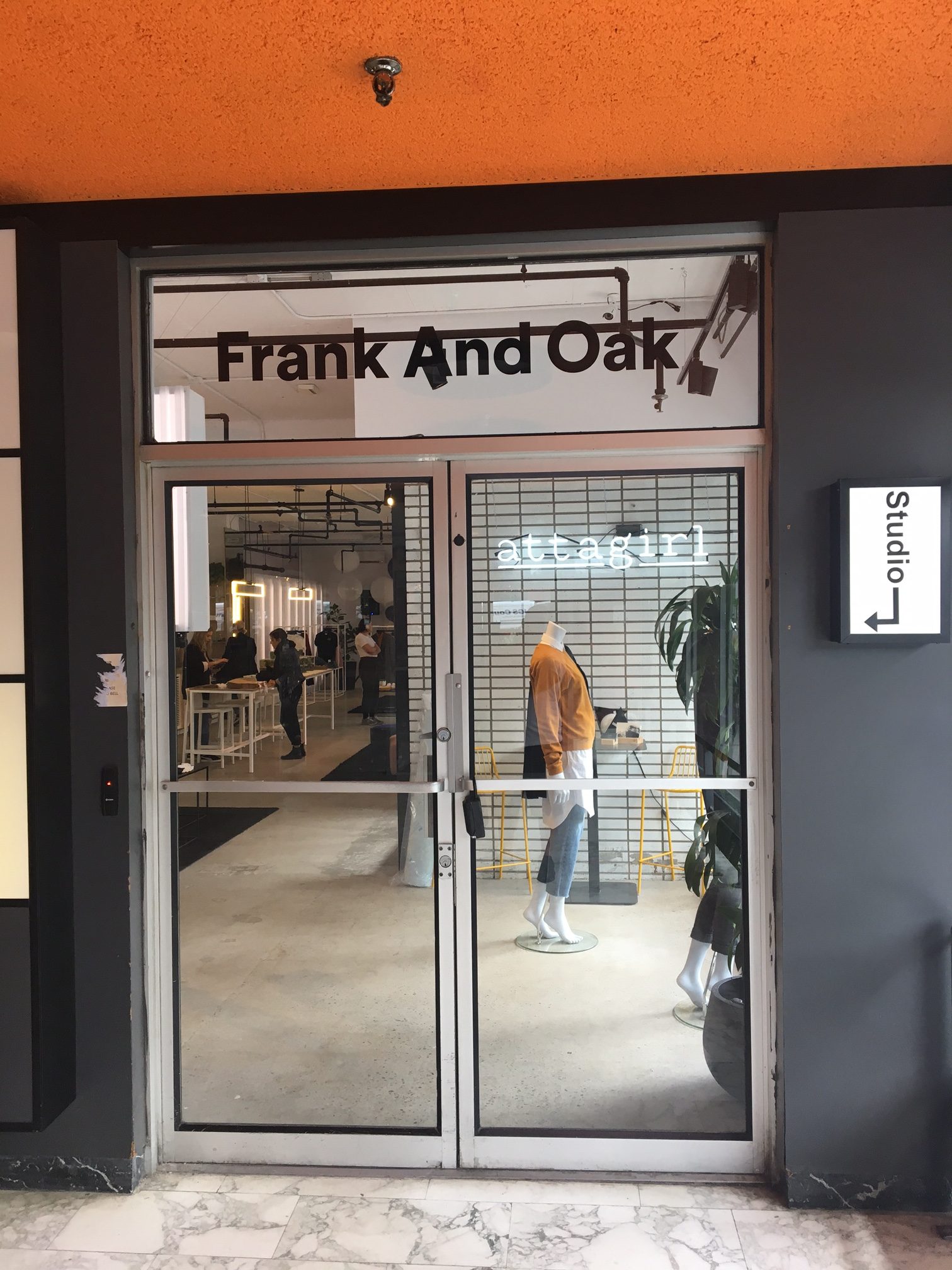 Frank_and_Oak_Store_HO_B&Co_oct_2